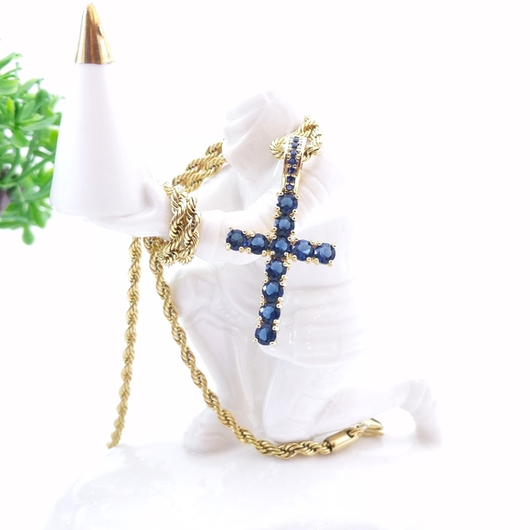 💙 18" x 3mm 14K GP Rope Chain + Religious Pendant - Picture 3 of 8
